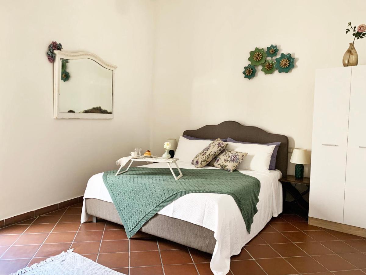 Upstairs - Lazy Terrace Villa Lecce Bagian luar foto