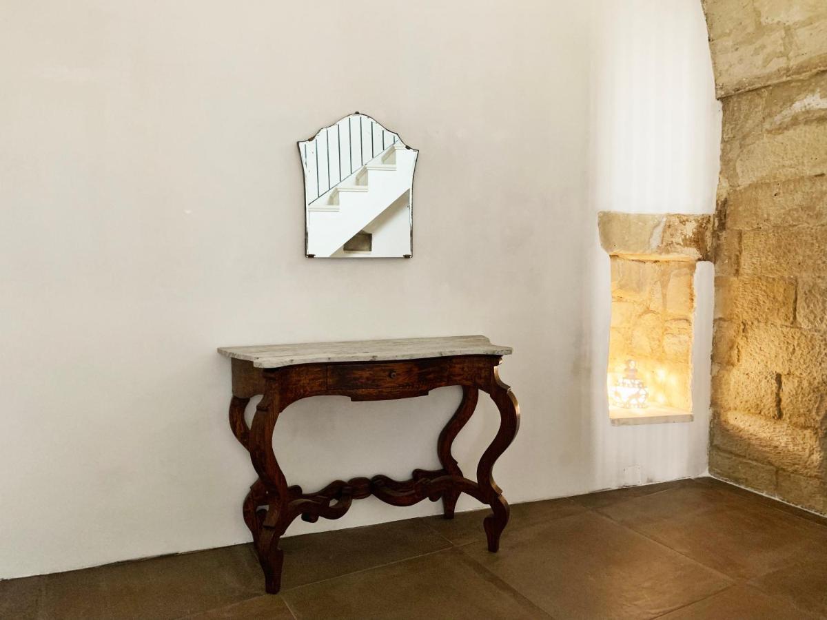 Upstairs - Lazy Terrace Villa Lecce Bagian luar foto