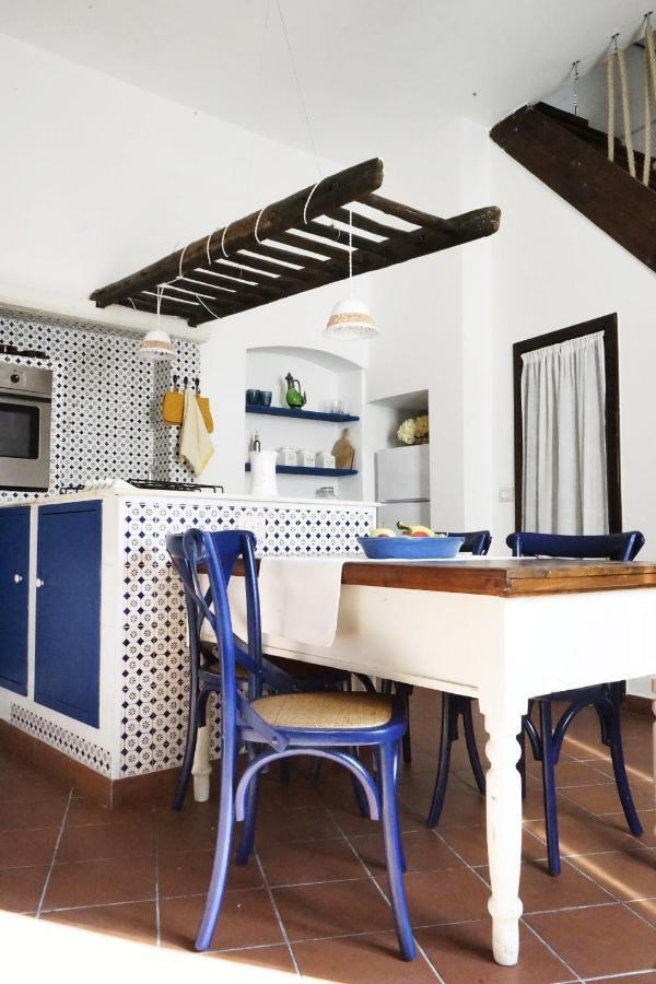 Upstairs - Lazy Terrace Villa Lecce Bagian luar foto