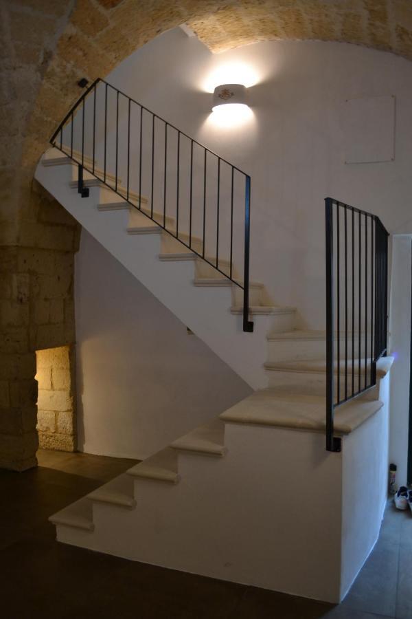 Upstairs - Lazy Terrace Villa Lecce Bagian luar foto